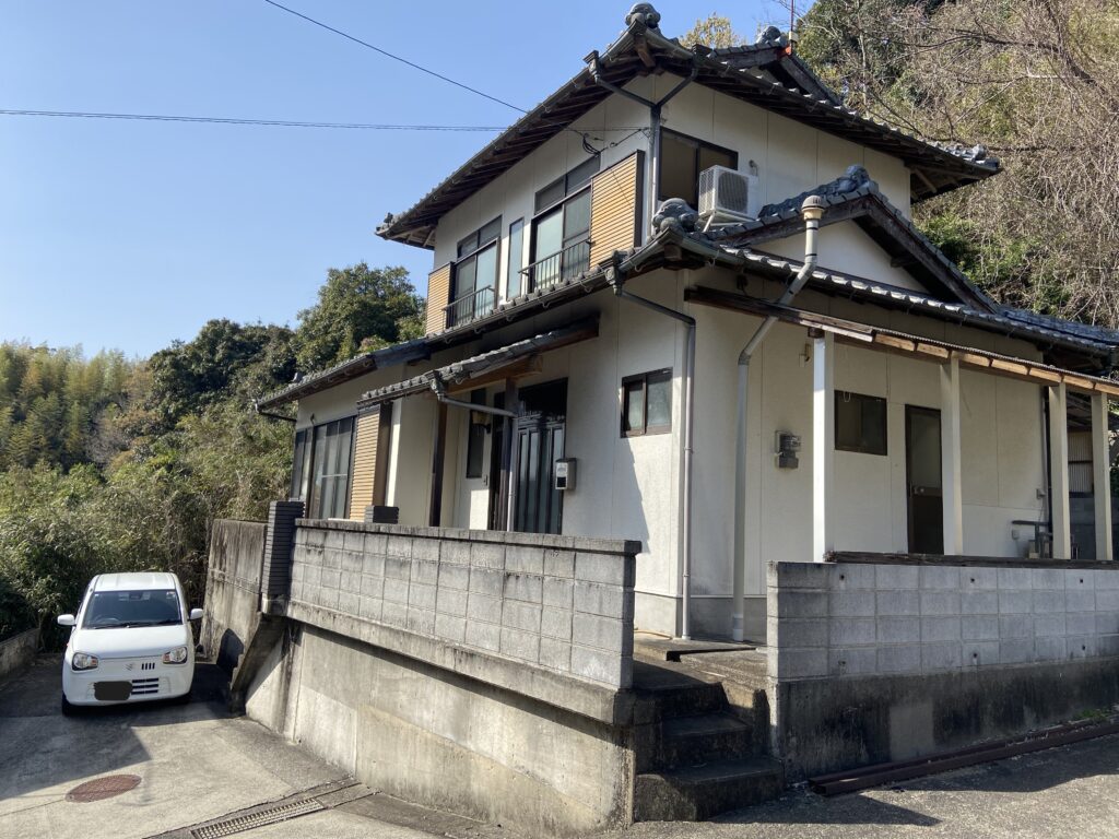 新田町売家
