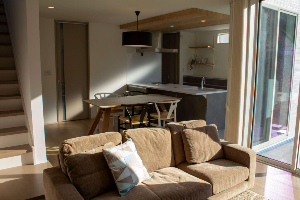 【早苗町】坪庭のある家